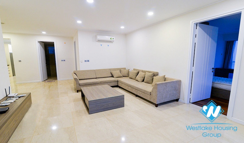 Fully furnished 154m high floor apartment for rent
